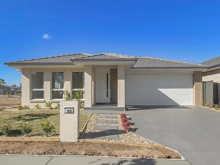 35 Passiflora Ave, Denham Court NSW 2565