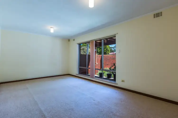 Seventh view of Homely house listing, 13 MELINGA COURT, Karawara WA 6152