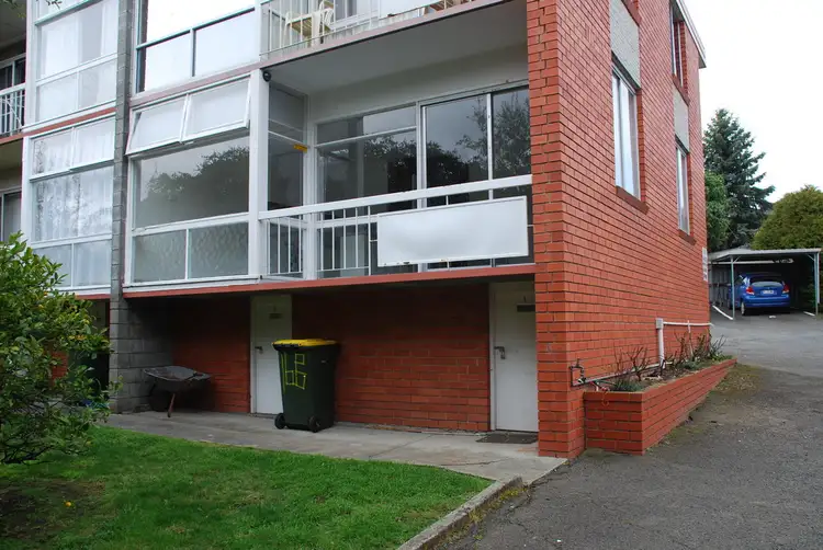 1/16B Stoke Street, New Town TAS 7008