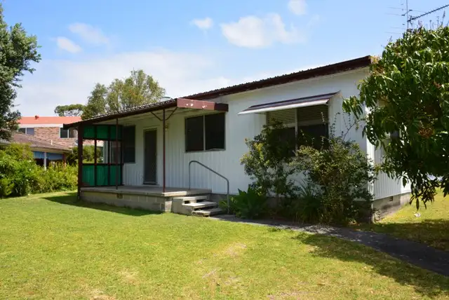 2 Dulkara Street, Gwandalan NSW 2259