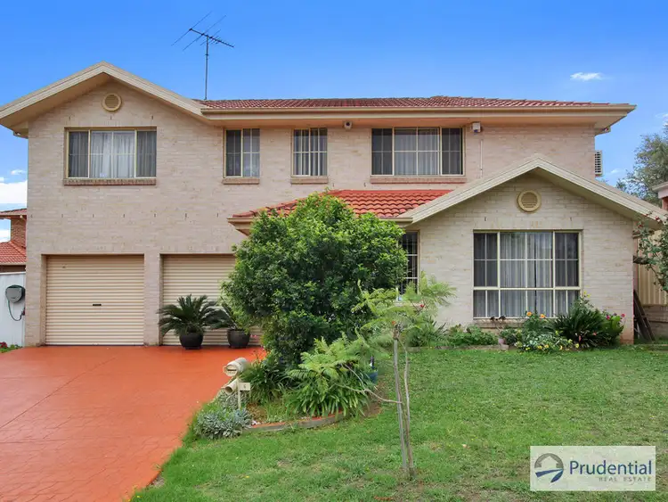 4 Nettletree Place, Casula NSW 2170