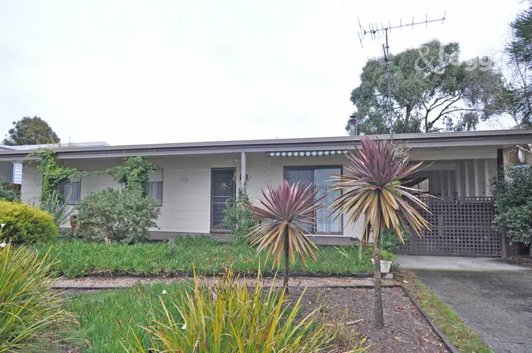 5 Nation Crt, Inverloch VIC 3996