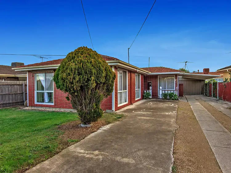 19 Oakwood Road, Albanvale VIC 3021