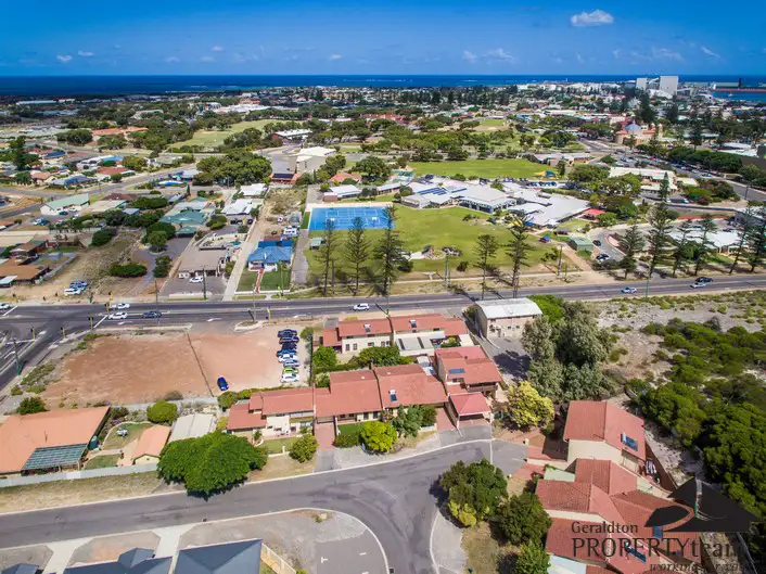 Sixth view of Homely house listing, 2 Patio Place, Geraldton WA 6530