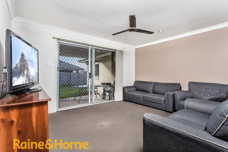 Sixth view of Homely house listing, 2 Mia Court, Morayfield QLD 4506