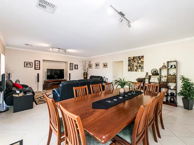 Seventh view of Homely house listing, 4 Diamond Way, Harrisdale WA 6112