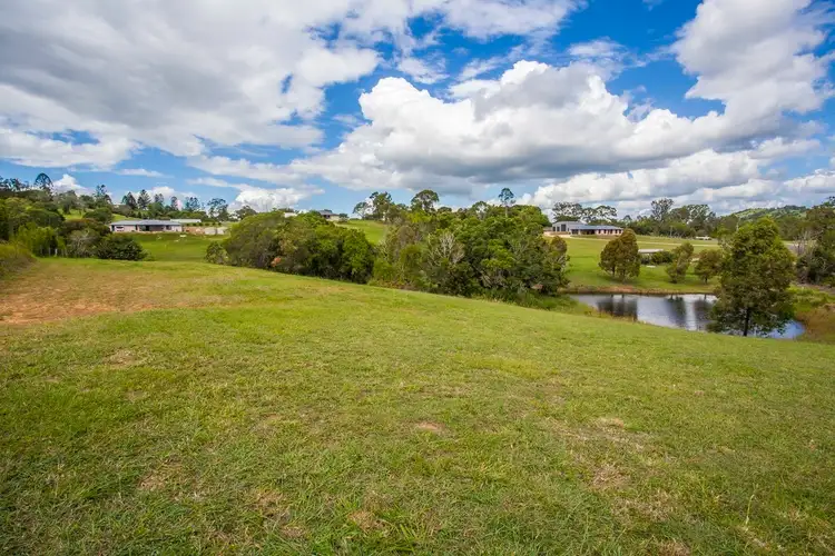 10 Wanaring Rise, Chatsworth QLD 4570