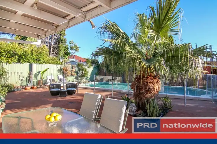 8 Holley Road, Beverly Hills NSW 2209