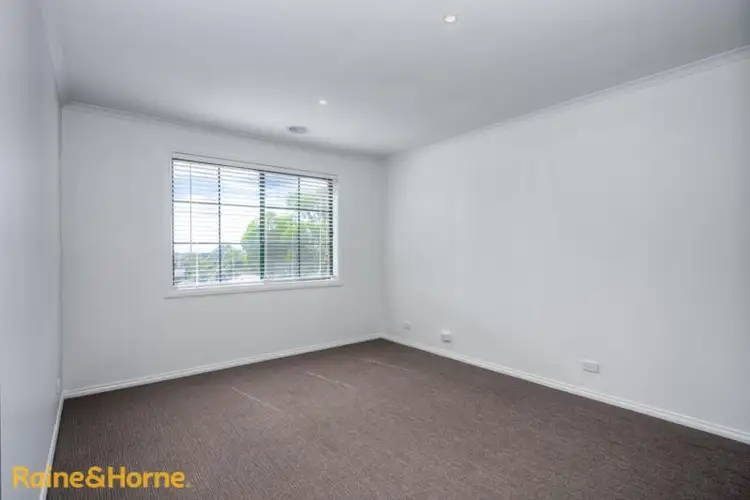 Seventh view of Homely house listing, 2 Martens Court, Sunbury VIC 3429