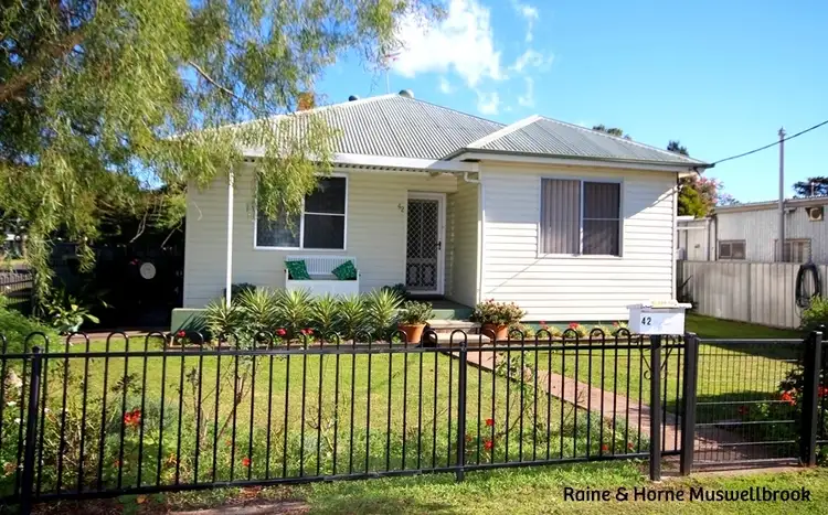 42 Ford Street, Muswellbrook NSW 2333