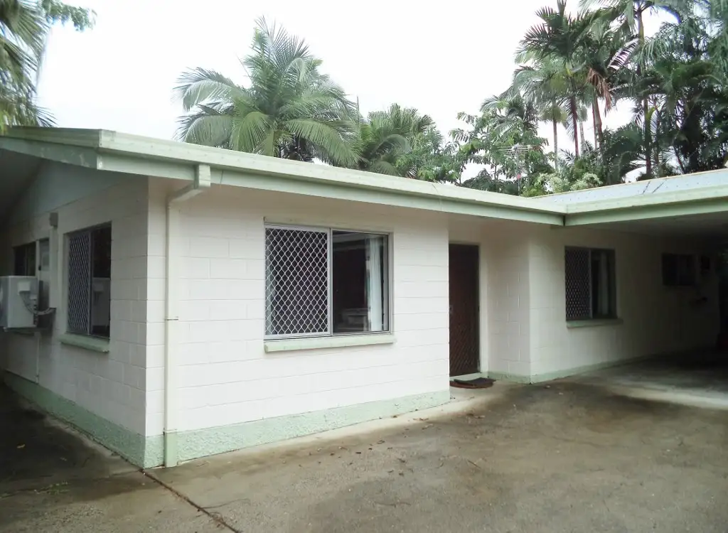 Main view of Homely semi-detached listing, 2/123 Trinity Beach Road, Trinity Beach QLD 4879