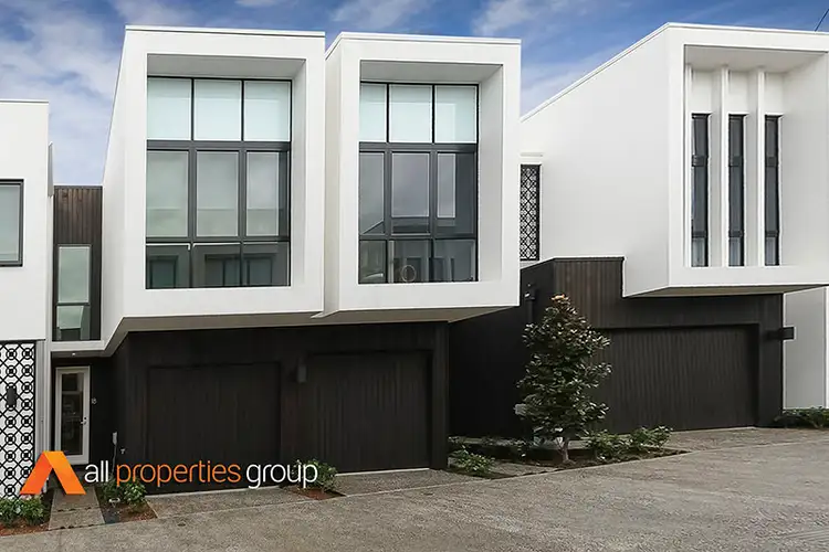 18/370 Pine Mountain Rd, Carindale QLD 4152