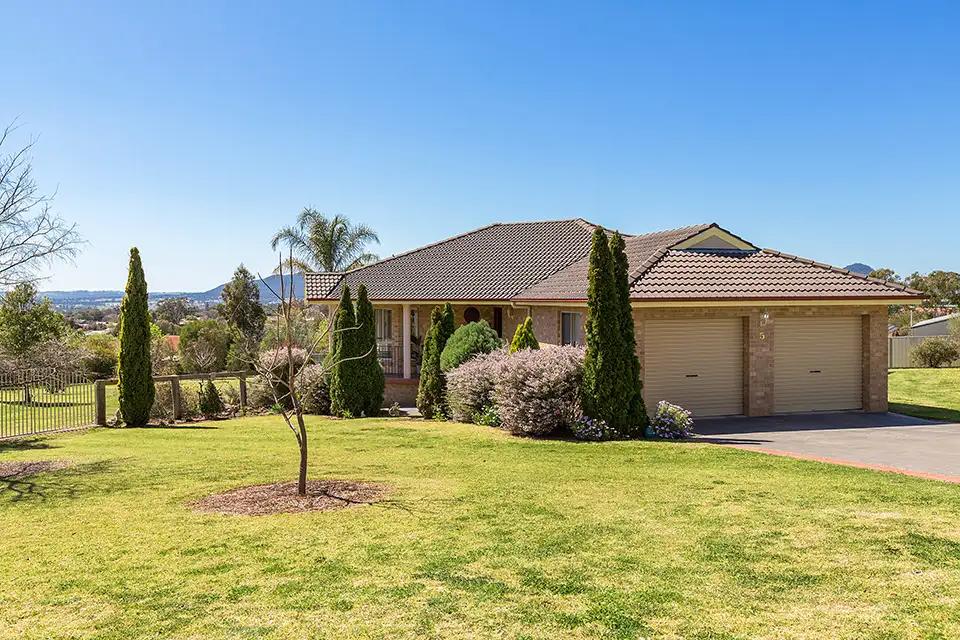 Main view of Homely house listing, 5 Avisford Court, Mudgee NSW 2850