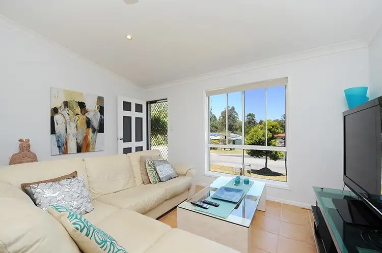 7 Olivia Court, Landsborough QLD 4550