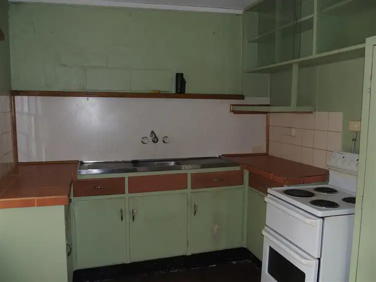 Second view of Homely house listing, 40 Main Street, Bluff QLD 4702