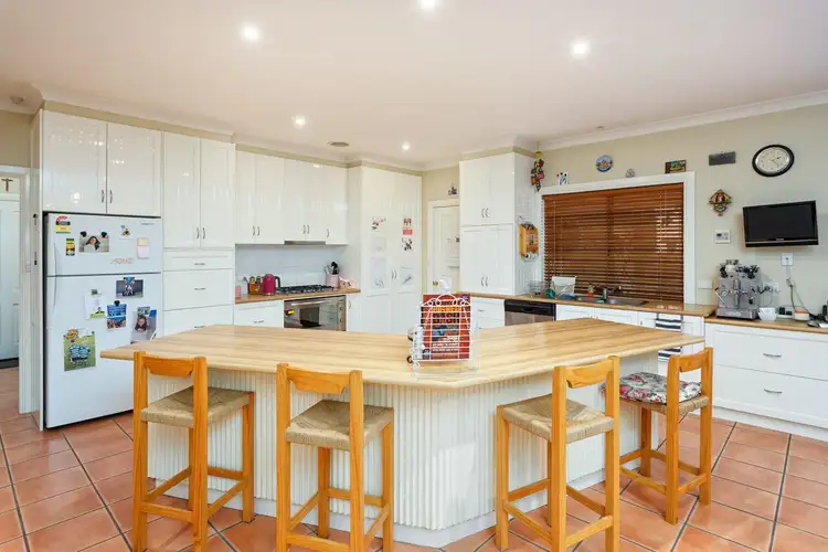 Fourth view of Homely house listing, 11 Hudson Drive, Lloyd NSW 2650