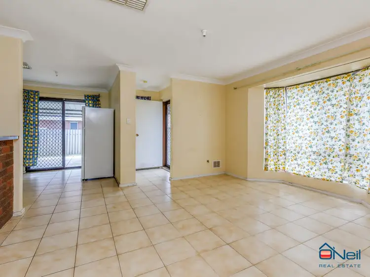 Fifth view of Homely house listing, 5 Redtingle Road, Camillo WA 6111