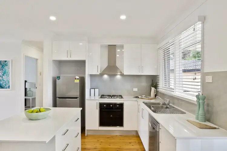 Fifth view of Homely house listing, 37 Woodlawn Drive, Toongabbie NSW 2146