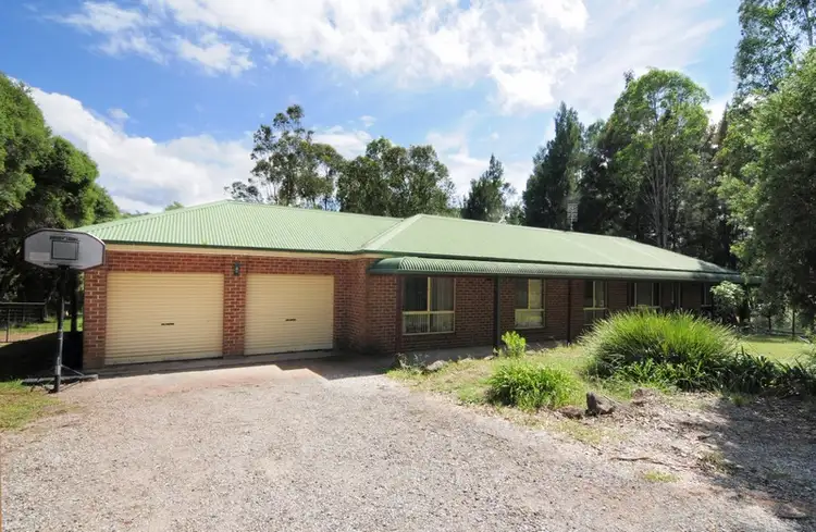 18 Mt Scanzi Road, Kangaroo Valley NSW 2577