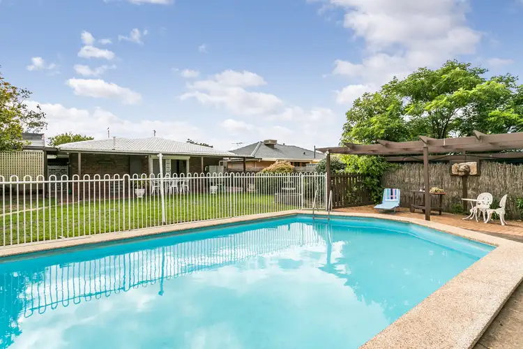 20 Kentwood Road, Morphett Vale SA 5162