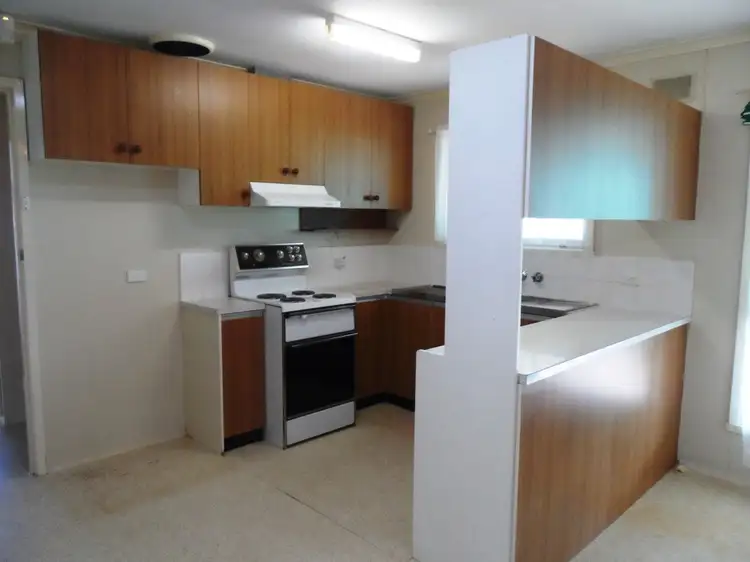 Seventh view of Homely house listing, 22 Eringa Avenue, Loxton SA 5333