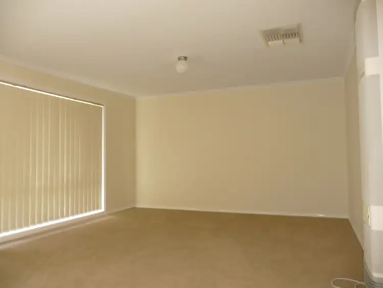 Sixth view of Homely house listing, 28 Jamieson Dr, Echuca VIC 3564