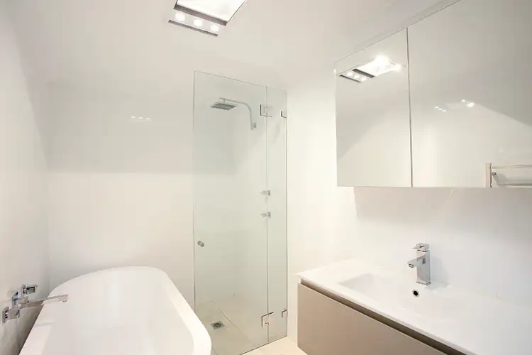 Sixth view of Homely apartment listing, 2/11-15 Young Street, Paddington NSW 2021