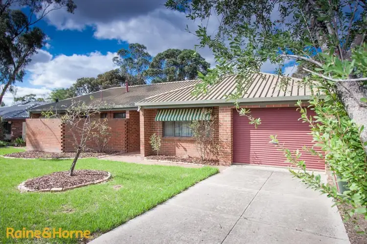 15 Priorswood Way, Sunbury VIC 3429