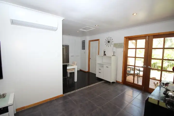 Fifth view of Homely semi-detached listing, 2/29 Corunna Ave, Ashmore QLD 4214
