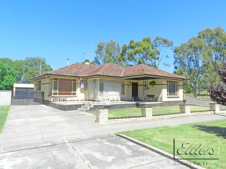 16 Bay Street, Golden Square VIC 3555