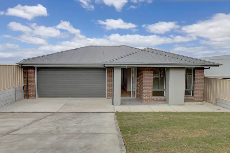 8 Grace Ave, Port Lincoln SA 5606