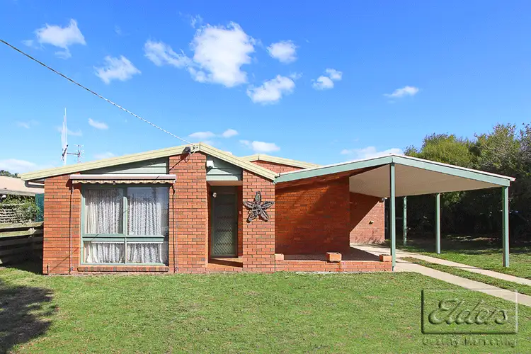 15 QUEEN STREET, Kangaroo Flat VIC 3555