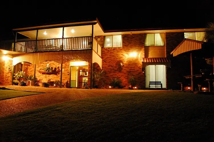 15 Saunders Dr, Bonogin QLD 4213