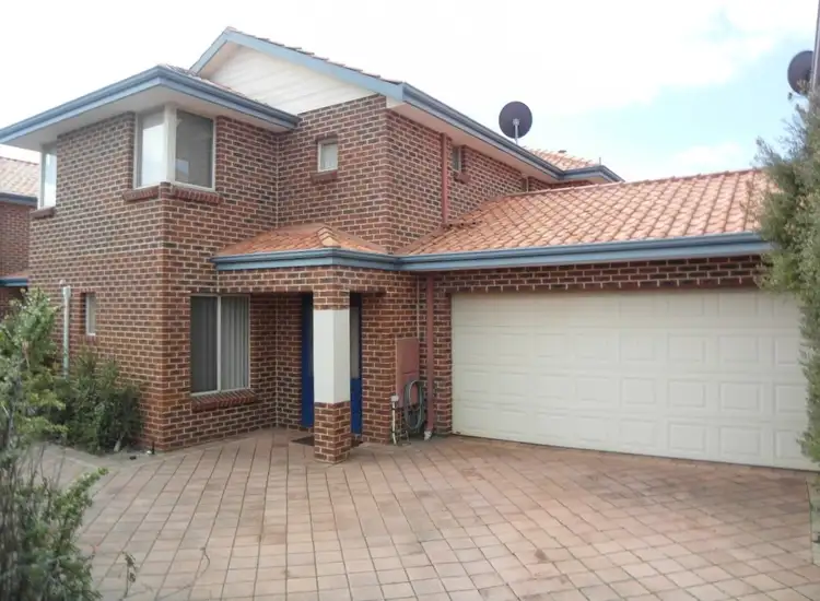 2/65 Golf View Street, Yokine WA 6060