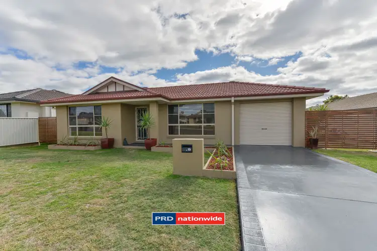 Main view of Homely house listing, 19 Banks Street, Tamworth NSW 2340