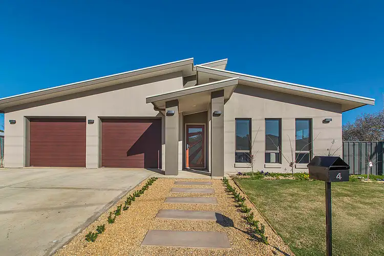 4 Jonathon Street, Clare SA 5453
