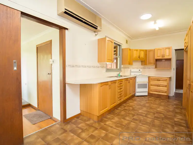 Fifth view of Homely house listing, 170 Robert Rd, Lochinvar NSW 2321