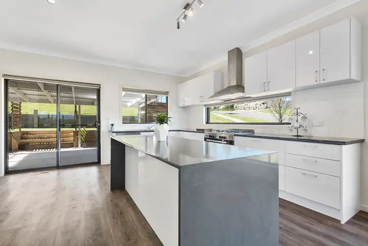 Third view of Homely house listing, 2 Ridgeway Crescent, Kyneton VIC 3444