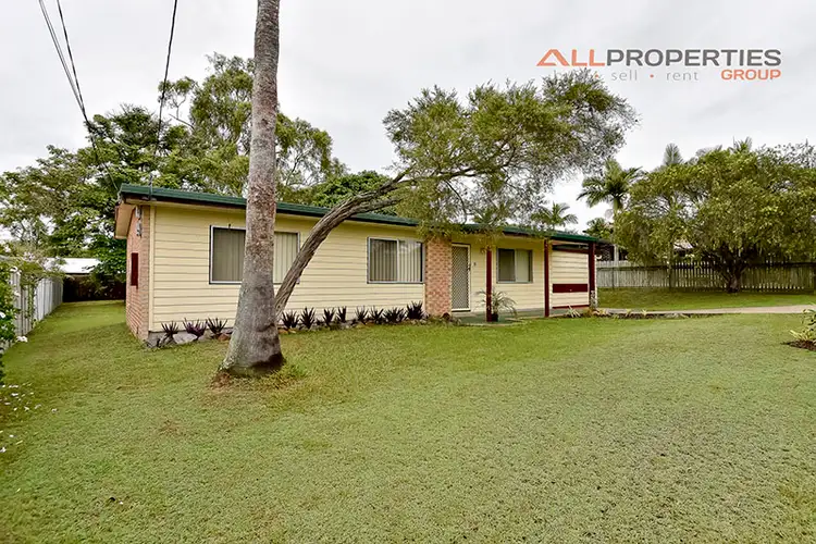 8 Whitcomb Street, Hillcrest QLD 4118