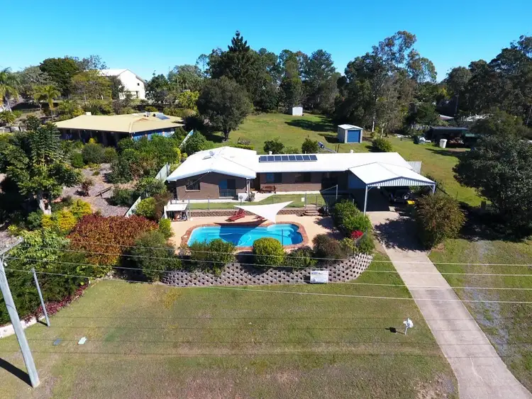 5 Emerald Drive, Southside QLD 4570