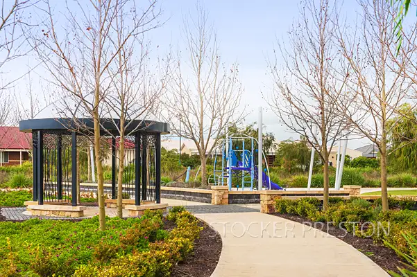 Seventh view of Homely house listing, 4 Avignon Vista, Yalyalup WA 6280