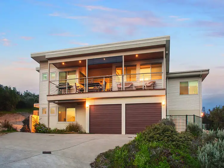 Second view of Homely house listing, 10 Gwenydd Way, Peppermint Grove Beach WA 6271