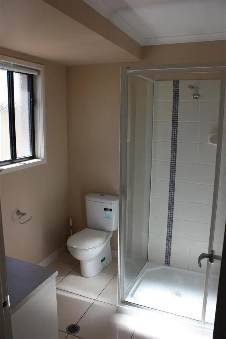 Fifth view of Homely townhouse listing, 1 / 28 Saville Street, Emerald QLD 4720