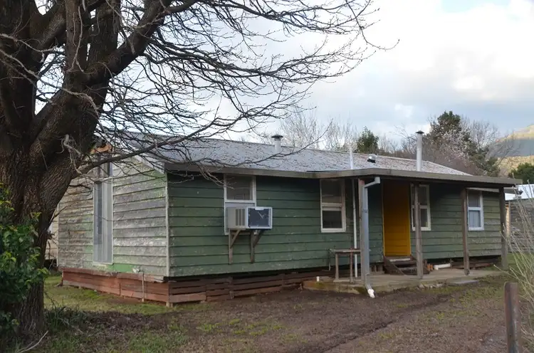24 Nelse Street, Mount Beauty VIC 3699