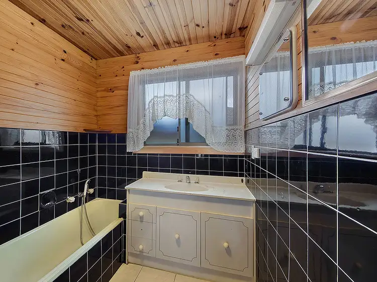 Fourth view of Homely house listing, 1/78 Ivanhoe Avenue, St Albans VIC 3021