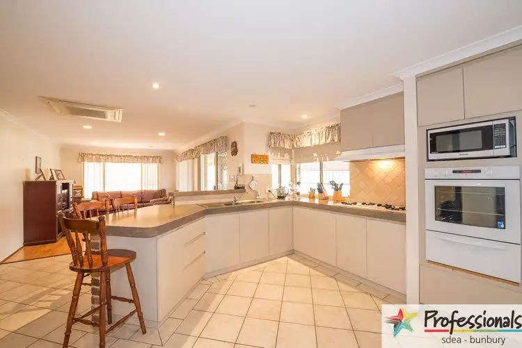 Second view of Homely house listing, 20 Magdalen Place, College Grove WA 6230