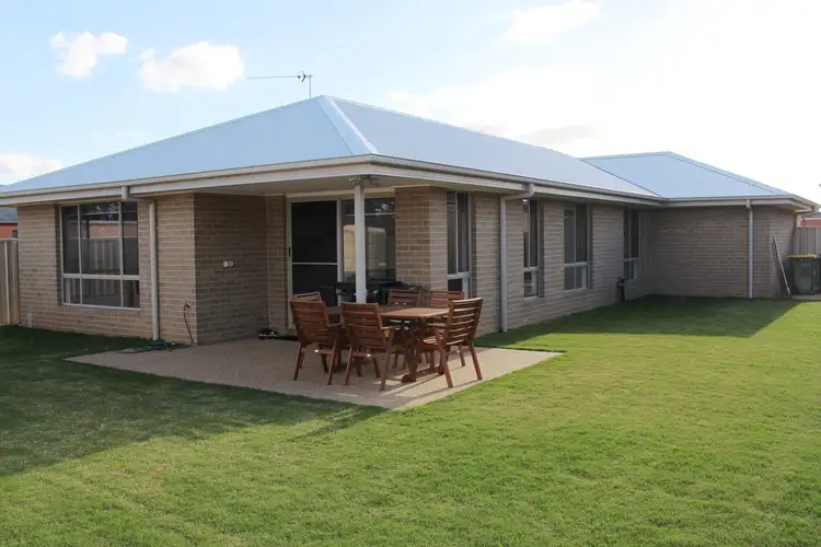 Third view of Homely house listing, 5 Heather Circuit, Mulwala NSW 2647