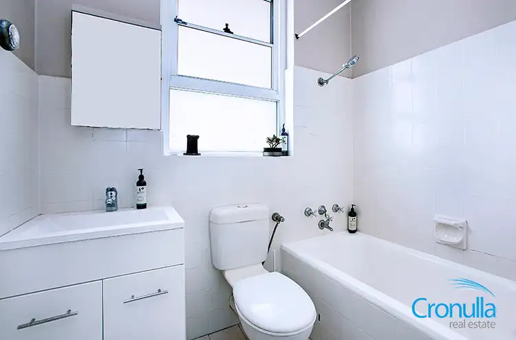 Fifth view of Homely apartment listing, 6/66 Croydon Street, Cronulla NSW 2230