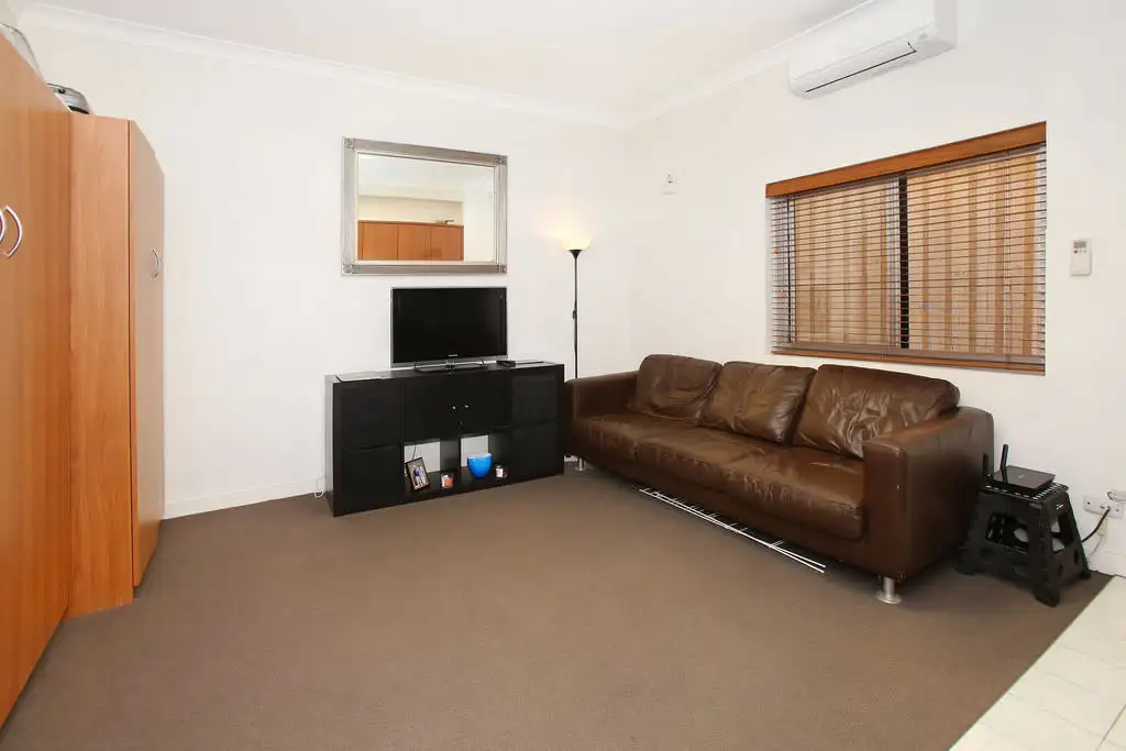Main view of Homely studio listing, 8/126 Ramsgate Avenue, Bondi Beach NSW 2026