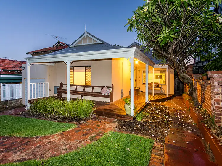 21 Arundel St, Kensington WA 6151